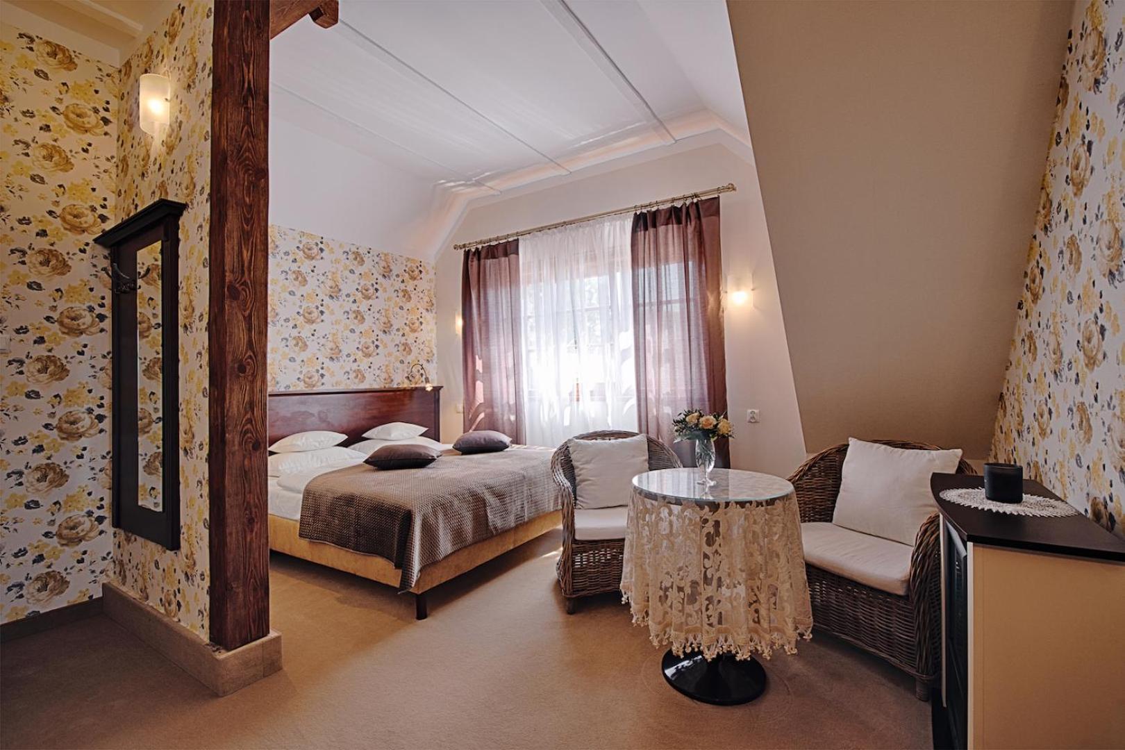 Zabi Dwor - Hotel - Restauracja - Spa Zielona Gora  Ngoại thất bức ảnh